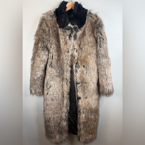 NWT SpiritHoods Direwolf Women’s Long Faux Fur Coat Heavy Warm Jacket XS - Picture 3 of 12